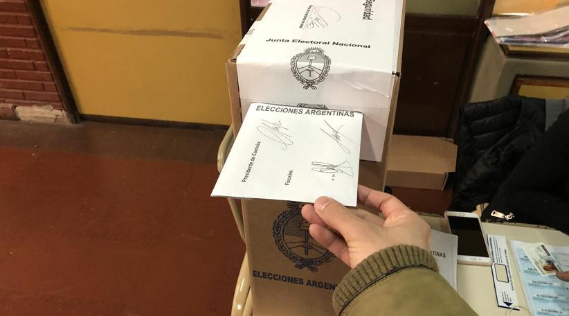 Comenzó la votación en las elecciones legislativas de Argentina