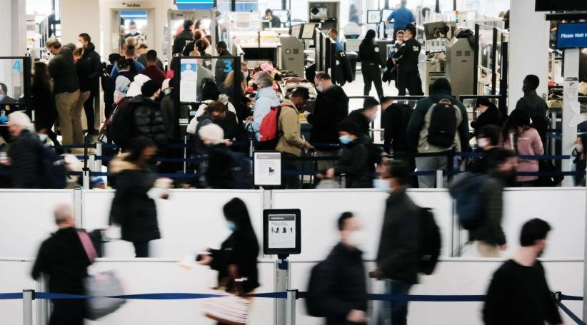 EEUU y Alemania planean nuevas restricciones a medida que Omicron inquieta a los inversores