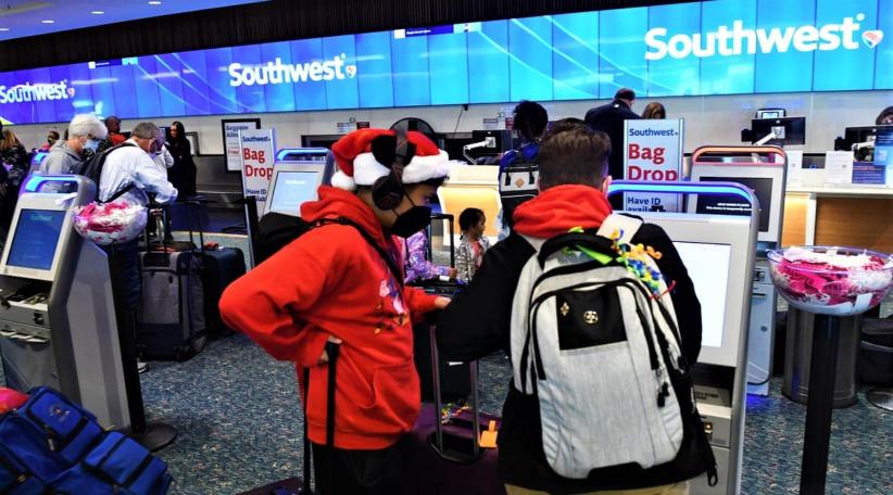 Christmas travel chaos as airlines cancel more than 3,000 flights