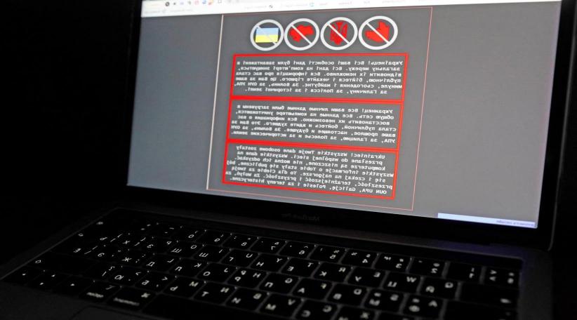 'Be afraid' Ukraine hit by cyberattack, Russia moves more troops