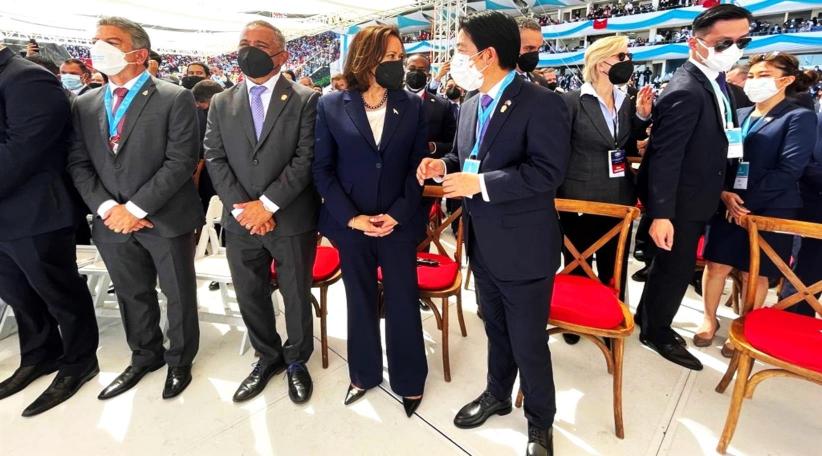 El vicepresidente de Taiwán, Lai Ching-te, ​​intercambió saludos con su homóloga estadounidense, Kamala Harris, en la ceremonia de toma de posesión de la presidenta de Honduras, Xiomara Castro, el jueves, la primera vez que los dos interactúan públicamente.