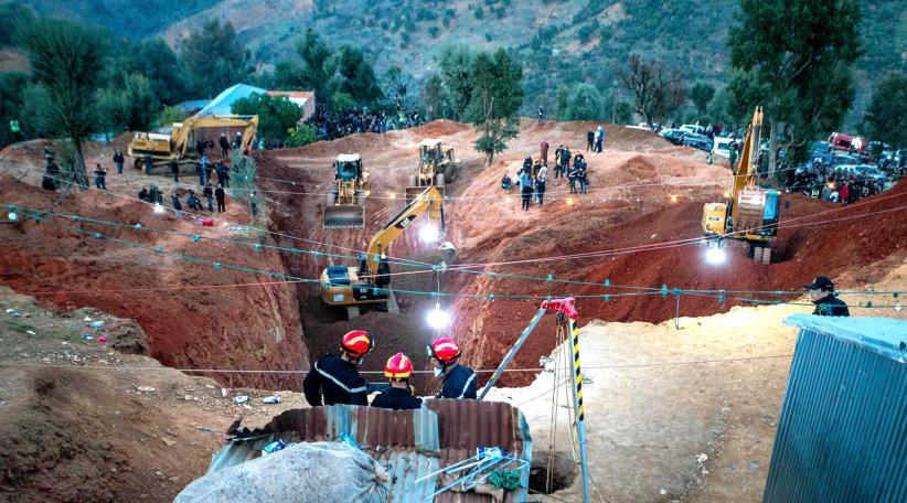 Rayan: Moroccan rescuers inch nearer to boy stuck in well for days