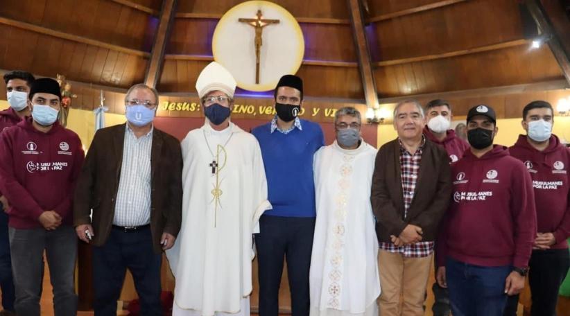 Debido al contexto mundial, rezamos por las víctimas y para que haya paz en los territorios en conflicto. 