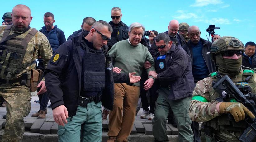 Rusia ataca Kiev con dos misiles de crucero mientras el jefe de la ONU visita al presidente Zelensky