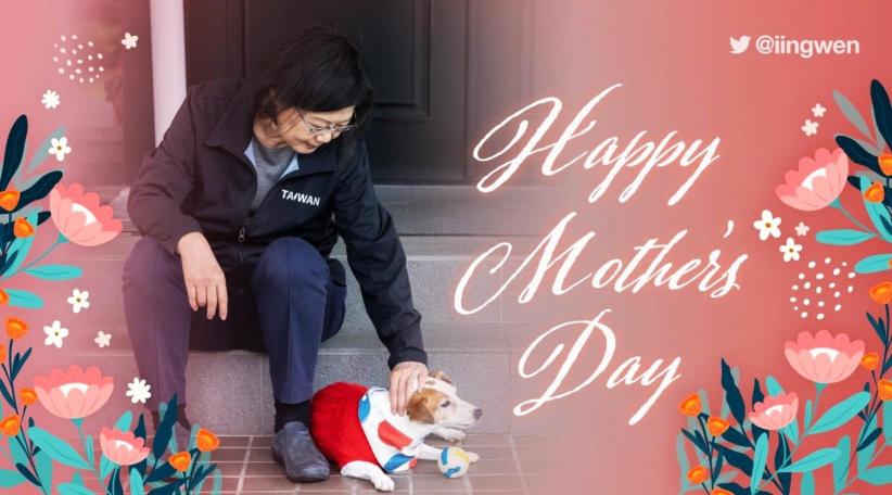 La presidenta Tsai dijo que las madres en Taiwán eran superhéroes a los ojos de sus hijos