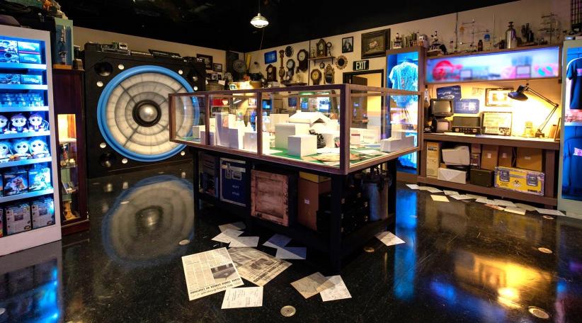 Universal Orlando abre una tienda dedicada a los clásicos film "E.T. El Extraterrestre", "Tiburón" y "Regreso Al Futuro"