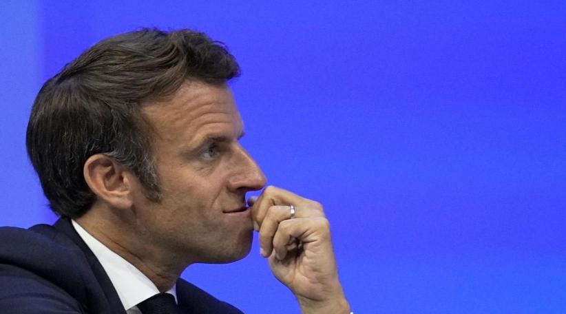 French election: Macron loses absolute majority in parliament in 'democratic shock'