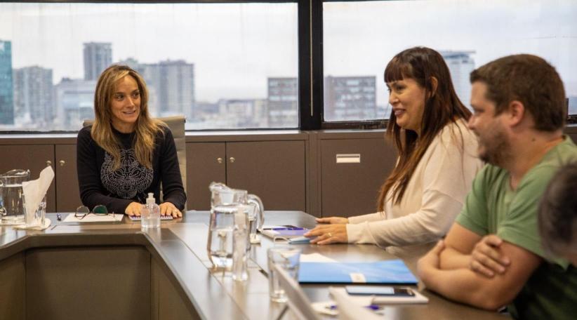 Malena Galmarini se reunió con representantes de OPISU y la Secretaría de Integración Socio Urbana de Nación para continuar trabajando en los barrios vulnerables del conurbano bonaerense  