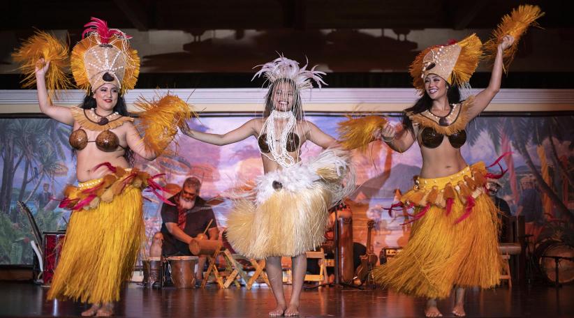 Universal Orlando abraza el encanto de la Polinesia y Hawái con cenas show para toda la familia en Loews Royal Pacific Resort