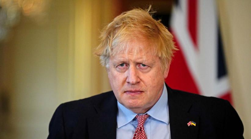 Boris Johnson to resign as Tory leader but hopes to stay as PM until autumn