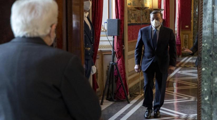 'No, Mario', el presidente italiano insta al primer ministro Draghi a no renunciar