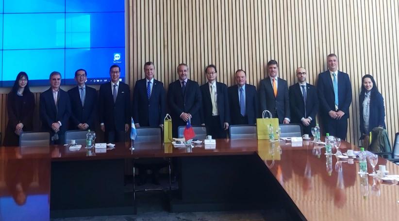 La CAC recibió a una delegación de la Oficina Comercial y Cultural de Taipei (Taiwan) en Argentina, encabezada por su director general Miguel Li-Jey Tsao