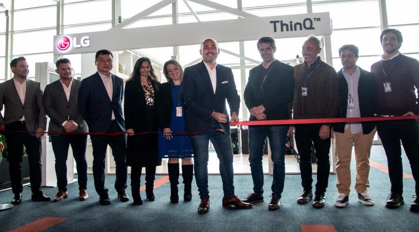 LG inauguró un espacio inteligente en el aeropuerto de Ezeiza 