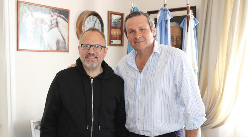 El Intendente Camilo Etchevarren, recibió a su par de 3 de Febrero, Diego Valenzuela, quien se mostró interesado en conocer más los potenciales turísticos de Dolores.