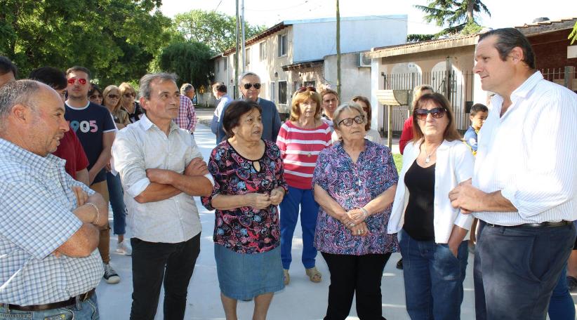 Dolores: Etchevarren inauguró pavimento en De la Vega entre Lamadrid y Ulke