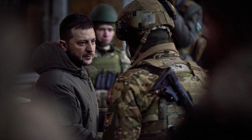 Zelensky heads to US as Putin promises to improve nuclear combat readiness