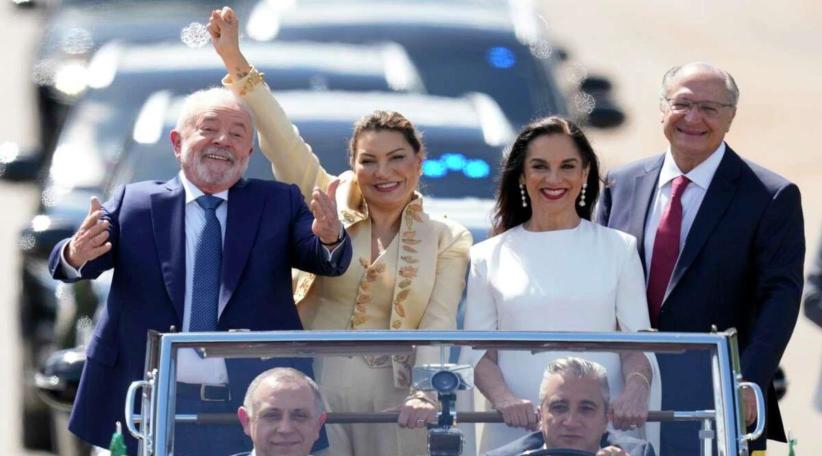 Lula is sworn in with promise to rebuild Brazil
