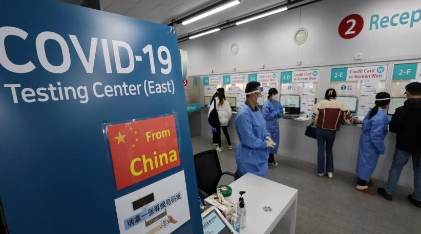 IATA considera decepcionantes las restricciones por casos de COVID a los viajeros de China