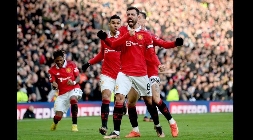 Stunning comeback helps Man Utd beat Man City