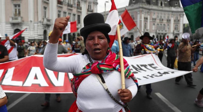 Peruanos marchan de nuevo en Lima contra Boluarte mientras el Congreso cierra las puertas a debatir adelanto electoral a 2023