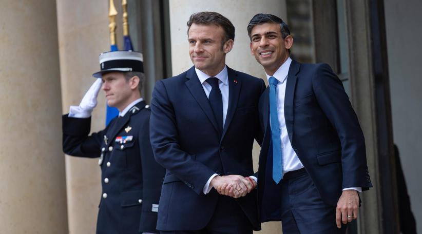 Rishi Sunak says he wants ‘new chapter in relationship’ with Emmanuel Macron over Channel crossings