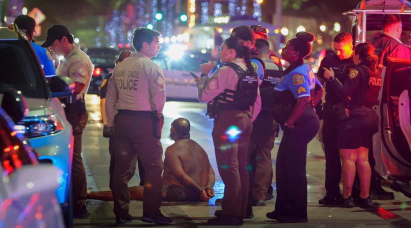 Miami Beach sets spring break curfew after 2 fatal shootings
