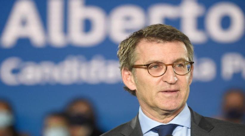 España Tres encuestas dan la victoria al PP en unas elecciones generales con entre 122 y 142 escaños