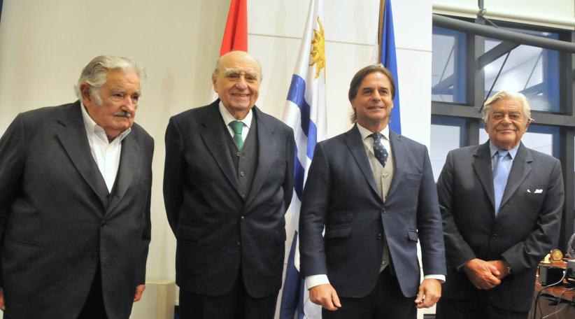 Lacalle Pou pidió "la unión nacional por encima de los partidos" al reunir a expresidentes de Uruguay 50 años después del Golpe de Estado