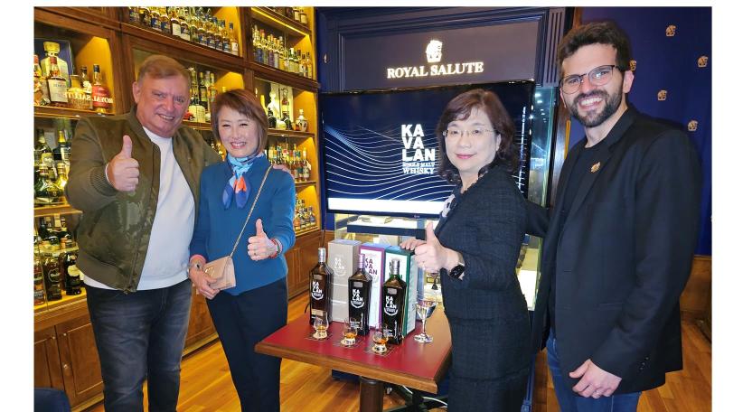 Le dan la bienvenida a la Argentina al whisky premium Kavalan de Taiwán con una cata en el Museo del Whisky