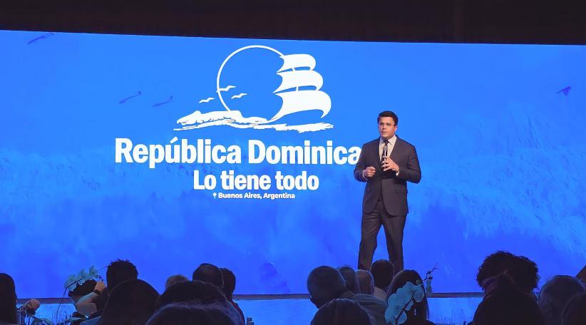 El Ministro de Turismo David Collado destacó el crecimiento sostenido de República Dominicana en el sector turístico