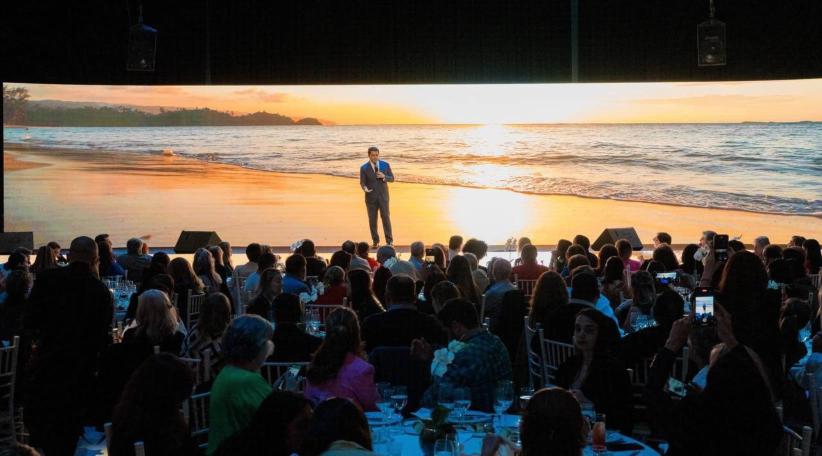 El Ministro de Turismo David Collado destacó el crecimiento sostenido de República Dominicana en el sector turístico