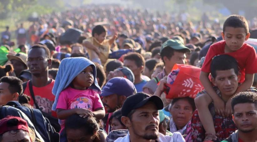Migrant caravan advances towards Mexico with the intention of crossing to the US and seeking asylum