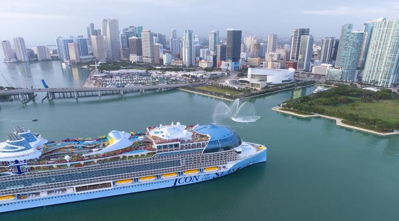 The Icon of the Seas sails in the Caribbean as the largest cruise ship in the world