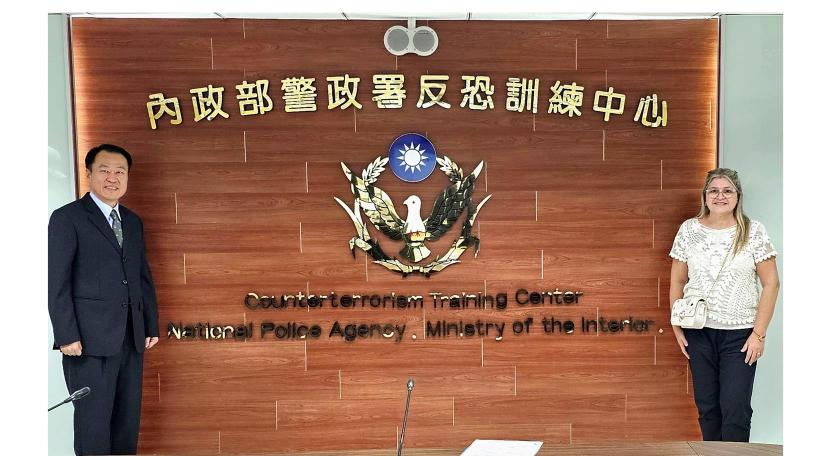 Tuvimos el privilegio de visitar el Centro de Información Antiterrorista de la Agencia Nacional de Policía del Ministerio del Interior en Taiwán, a cargo de Mr. Chin-Kun Lin (Chief Insperctor FSPC, NPA)