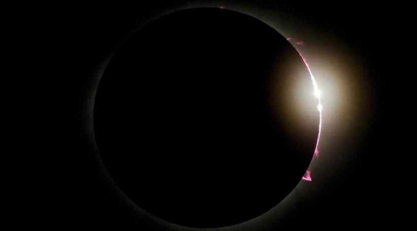 Total solar eclipse sweeps across North America
