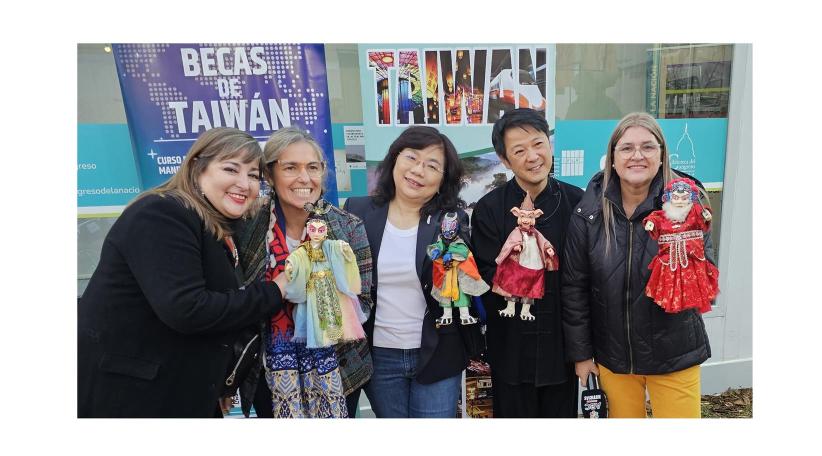 Los títeres de Taiwán en la 48° Feria Internacional del Libro en Buenos Aires