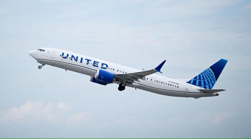 Un Boeing 737 de United Airlines estará equipado con instrumentos para medir los gases de efecto invernadero. Fotógrafo: Patrick T. Fallon/AFP/Getty Images (Patrick T. Fallon/Fotógrafo: Patrick T. Fallon/)