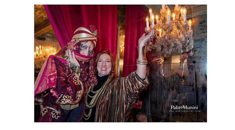 Gracias a la cortesía de Beppe Puglia y la propietaria del hotel, Gloria Beggiato, ABC Mundial tuvo el privilegio exclusivo de participar en la cena de carnaval “Marrakech en Vogue 1930”.