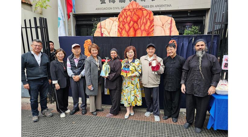 Taiwán celebró el Día de la Infancia con una función de títeres tradicionales y una acción solidaria para damnificados de Bahía Blanca