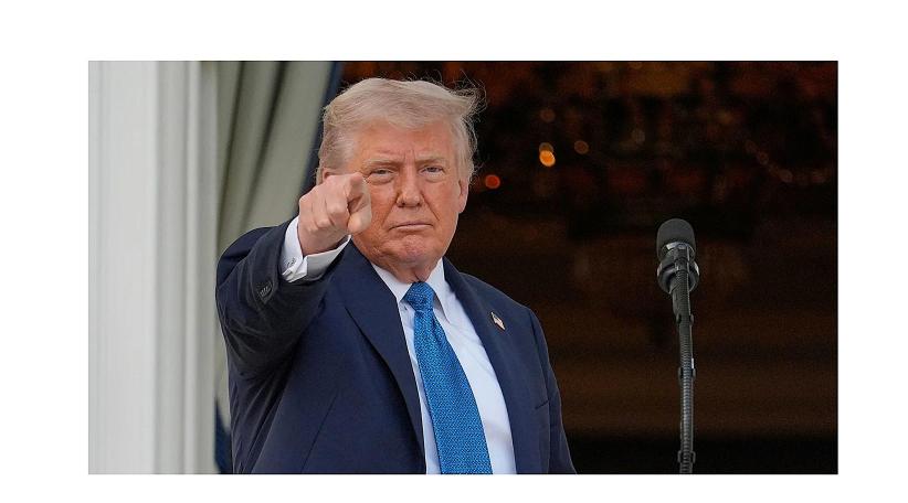 Trump anuncia prohibición de viajes y restricciones a 19 países