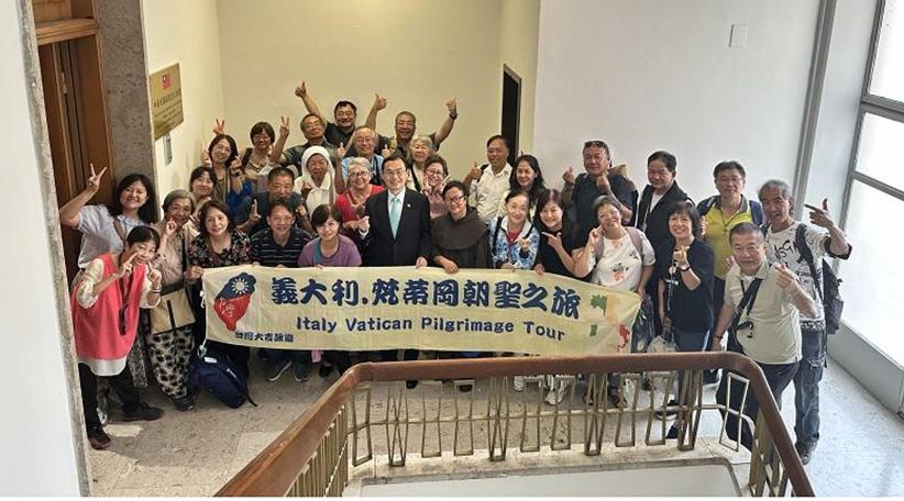 Peregrinos taiwaneses llegan al Vaticano como parte del Jubileo de la Esperanza