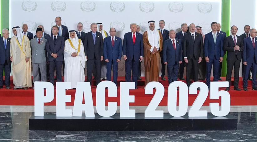 Trump y líderes mundiales firman un acuerdo histórico de alto el fuego en Gaza mientras los rehenes se reencuentran con sus familias