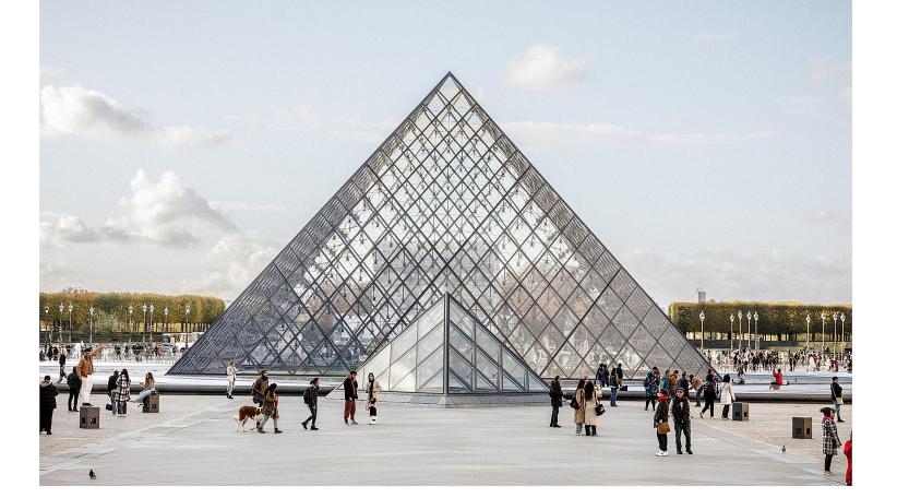 Louvre Museum closes temporarily after spectacular theft of French crown jewels