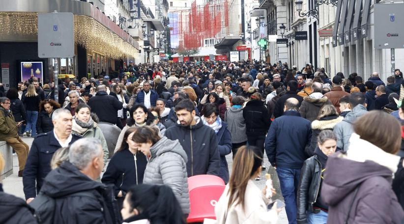 Colombia lidera el crecimiento migratorio en España y roza el millón de residentes.