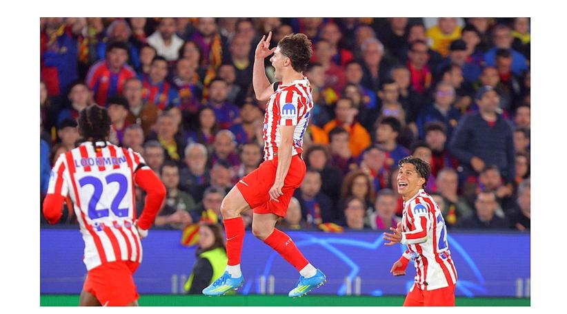 Julián Álvarez silenció al Camp Nou Atlético de Madrid venció 2-0 al Barcelona y sueña con las semifinales.