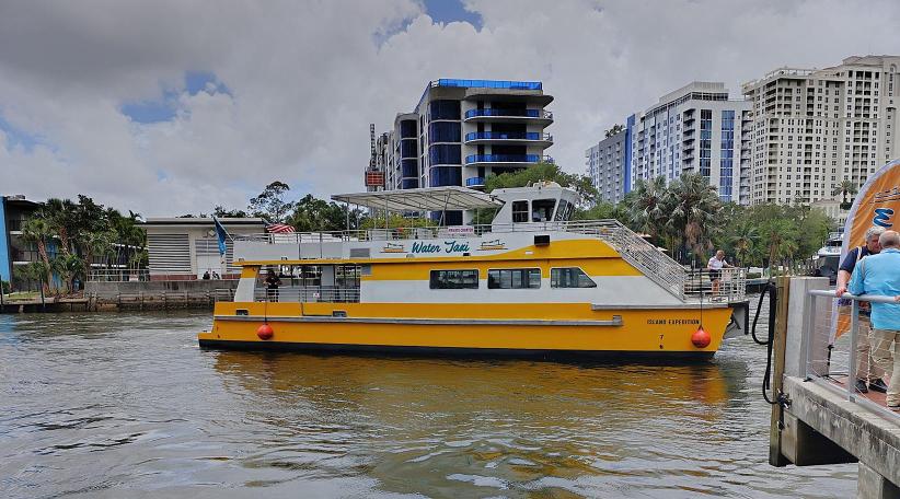 Fort Lauderdale consolida su identidad náutica con el Water Taxi como experiencia icónica del destino.