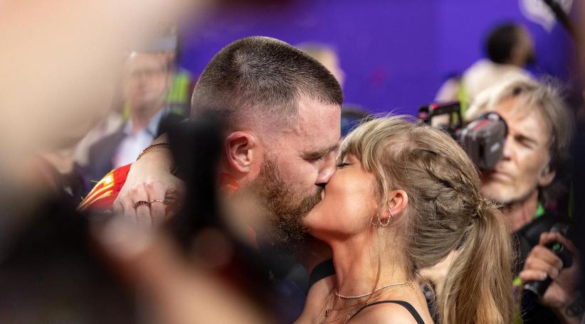 Taylor Swift y Travis Kelce se casaron en Nueva York ante 1.000 invitados.