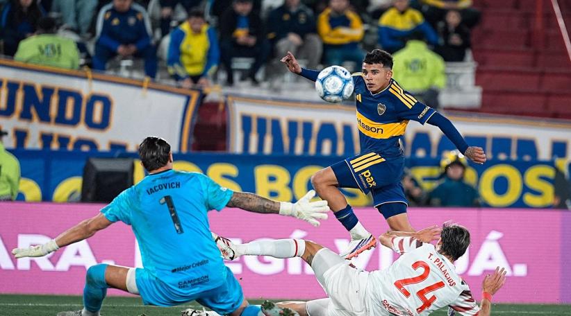 Boca consiguió su primer triunfo en el Torneo Clausura y derrotó a Estudiantes por 1-0.