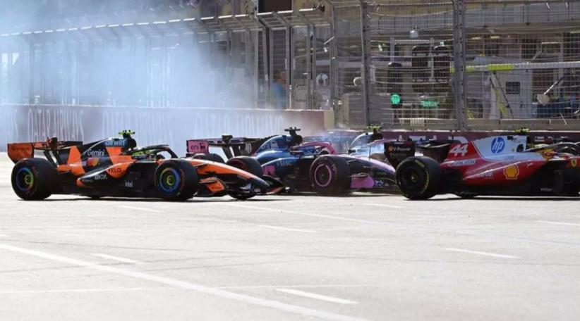 Franco Colapinto y un error que terminó en abandono en Azerbaiyán chocó a Gasly y provocó la salida de Norris.