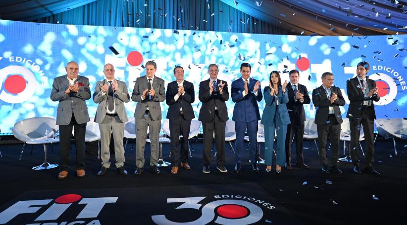 FIT 2026 cerró su primera jornada con más de 65.000 visitantes y una celebración especial por sus 30 años.